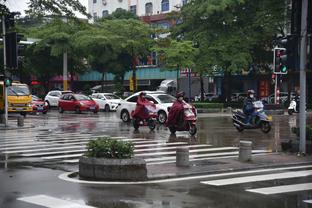 雷霆主帅：我们的转移球很棒 这场比赛我们打得很好